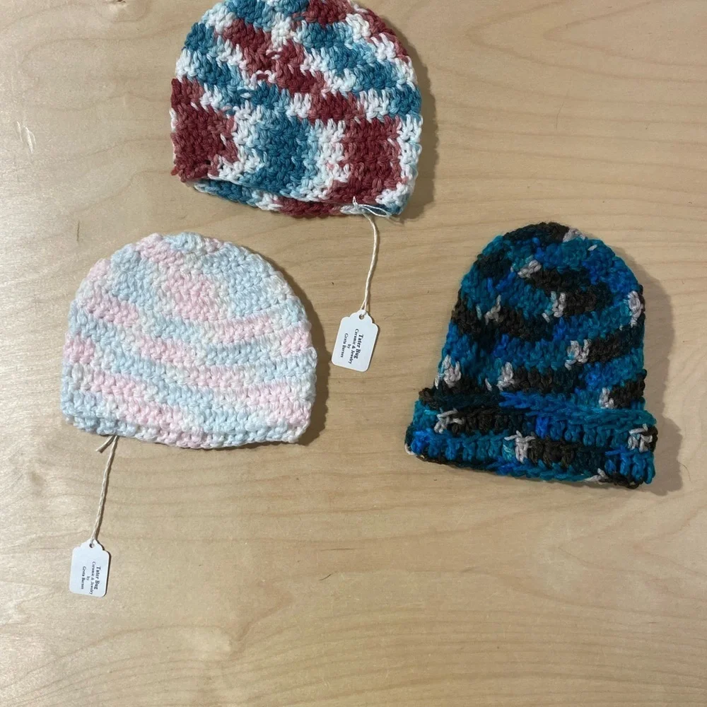 Handmade Multicolor Crochet Beanie Set for Kids (QG)